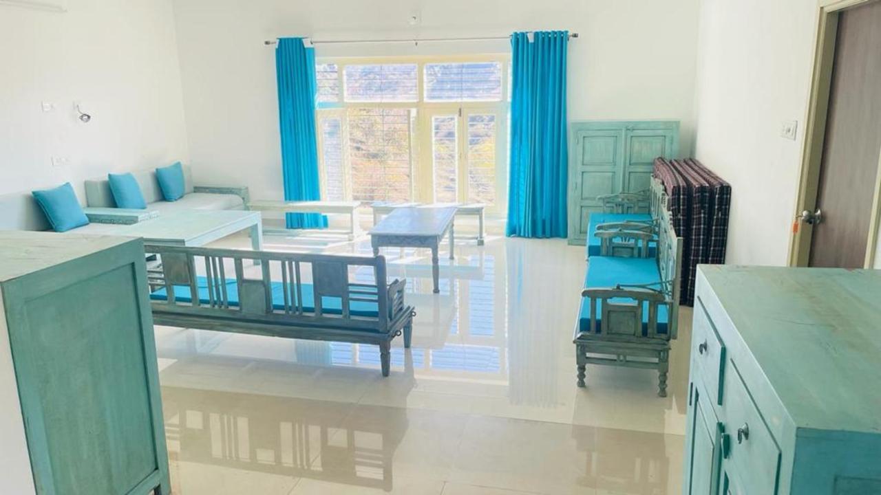 Shikhar Bunglow - A Stunning Valley View Bungalow In Mount Abu Bed & Breakfast Eksteriør bilde