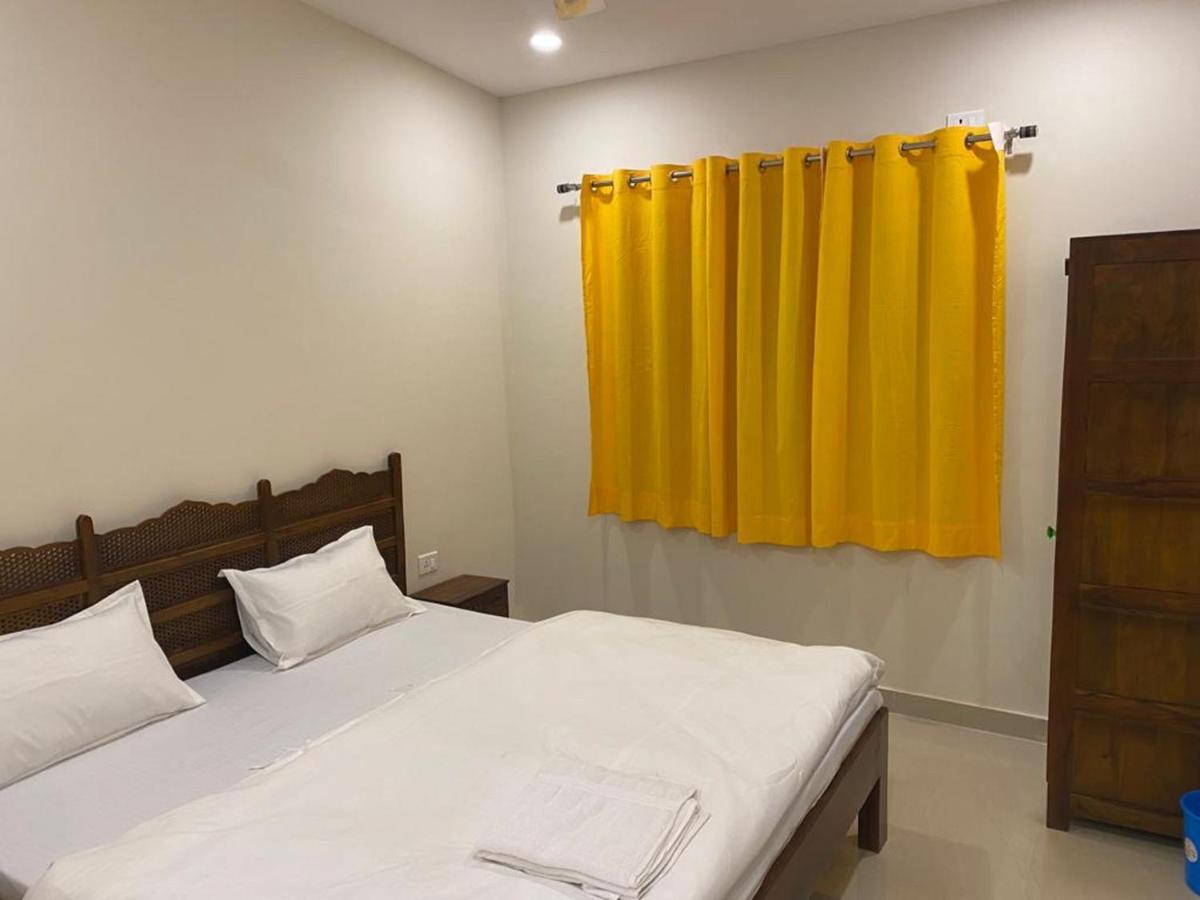 Shikhar Bunglow - A Stunning Valley View Bungalow In Mount Abu Bed & Breakfast Eksteriør bilde