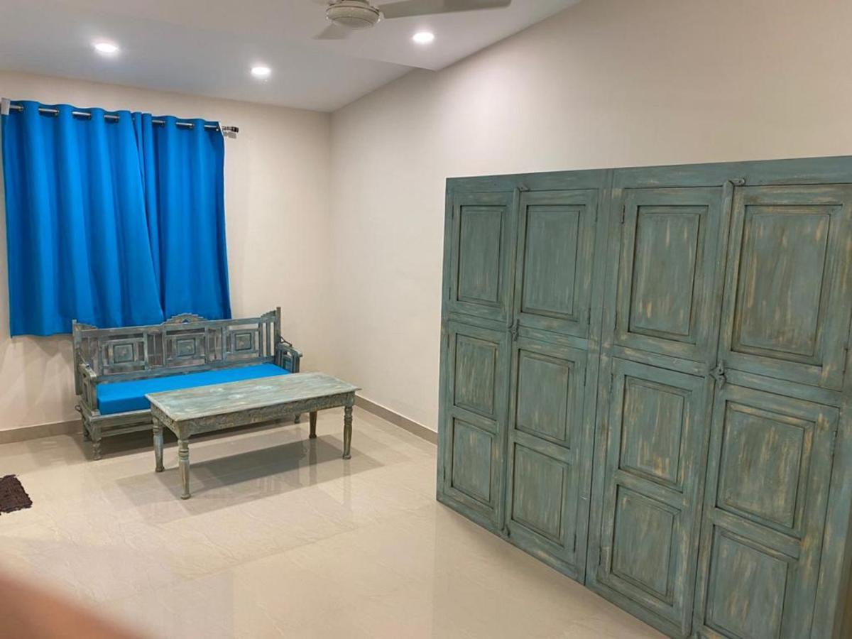 Shikhar Bunglow - A Stunning Valley View Bungalow In Mount Abu Bed & Breakfast Eksteriør bilde